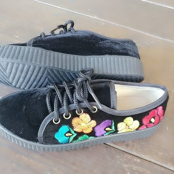 BLACK PLATFORM SNEAKERS - Picture 2 of 2